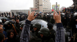 Rozruch v Betleheme. Palestínski kresťania zastavil konvoj áut s pravoslávnym patriarchom 