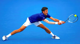 Návrat veľkej hviezdy. Djokovič je späť na kurte, vyprášil Thiema