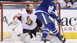 Anderson vychytal triumf Ottawy v derby, Chicago už bez Pánika neuspelo