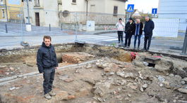 Trnavská Dolná brána do výšky nepôjde