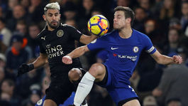 Chelsea nevyužila presilovku, Kane je najlepším strelcom v histórii Tottenhamu