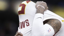 Cleveland sa trápi. Premárnil 22-bodový náskok a prehral tretí zápas v rade