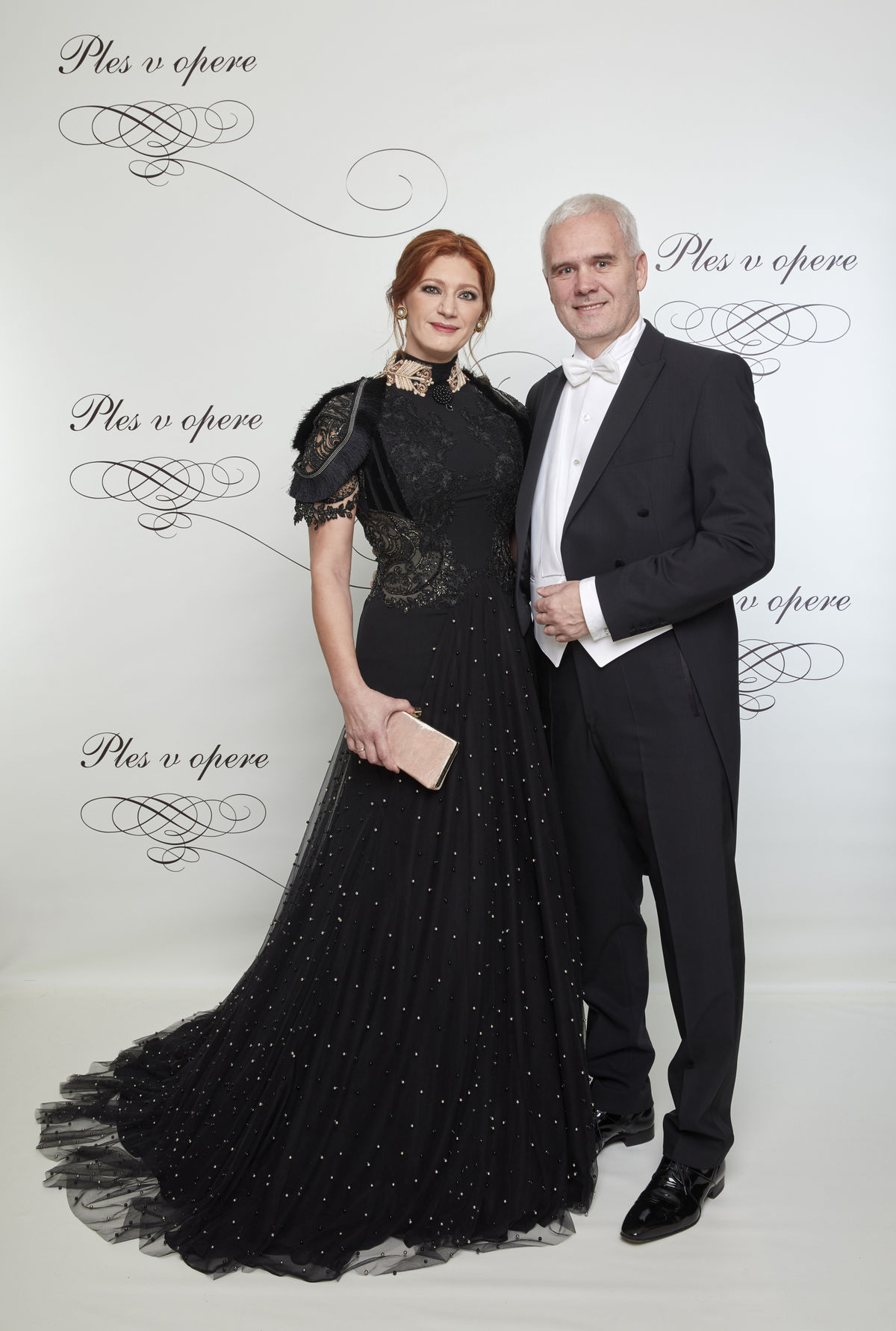 Riaditeľka Plesu v opere Andrea Cocherová v...