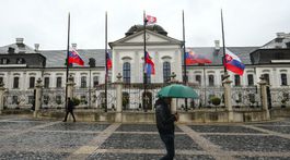 Kandidátov na prezidenta zatiaľ strany skrývajú