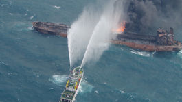Pri Číne horiaci iránsky tanker sa potopil