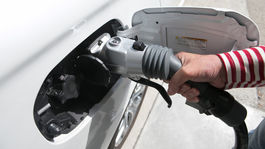 Slováci nevyčerpali dotácie na elektromobily a hybridy