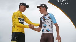 Bardet: Froome by sa mal do vyriešenia aféry stiahnuť. A UCI nedopustiť frašku 