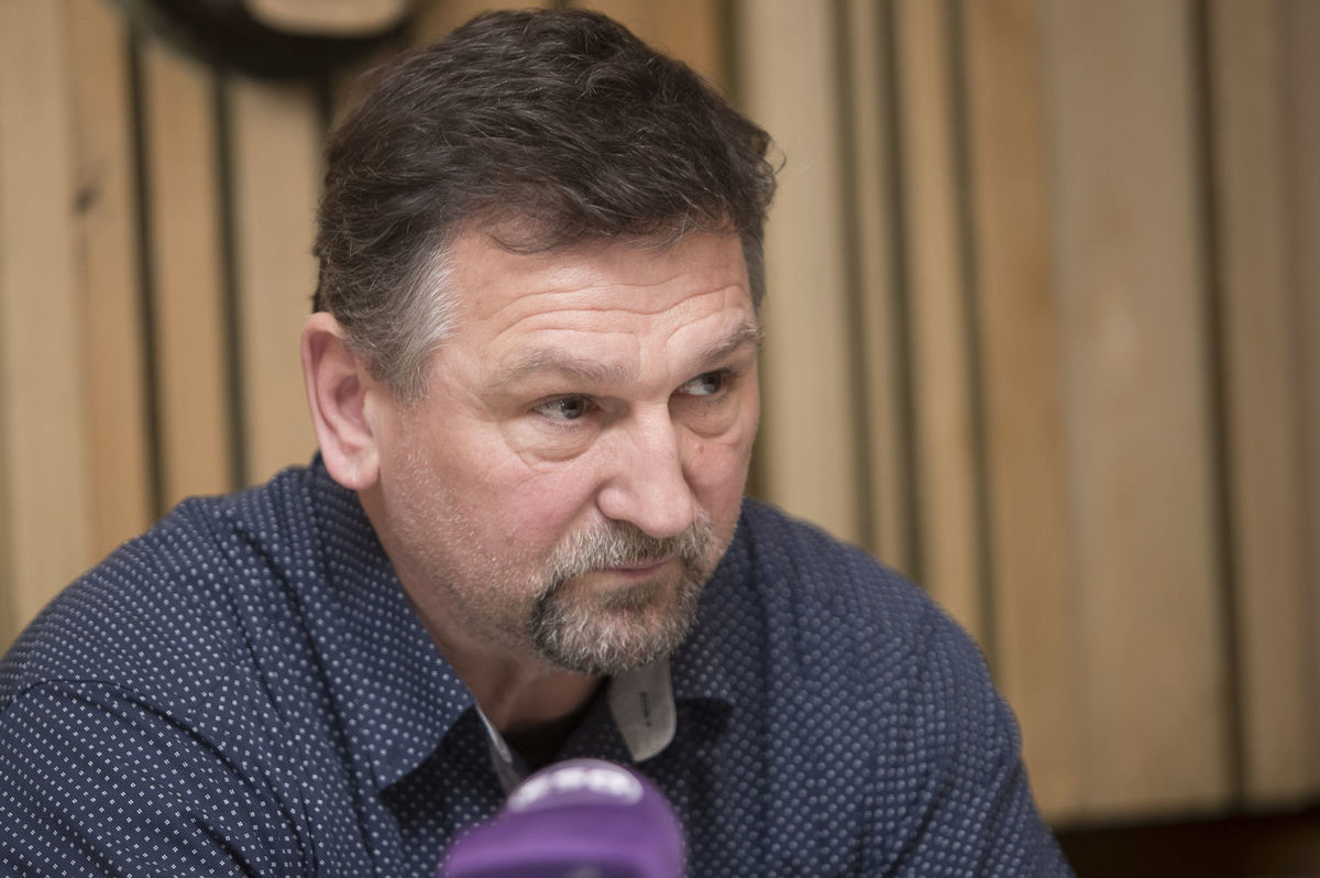 Zakladateľ a hlavný usporiadateľ...