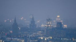 V centre Moskvy strieľal muž na policajtov, zabili ho