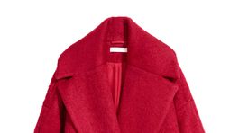 Dámsky oversized kabát H&M, predáva sa za 119,90 eura. 