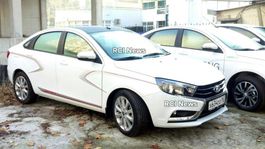 Lada Vesta: Ruský sedan si trúfa na 180 koní. Vďaka Renaultu