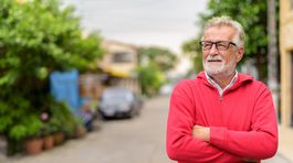 Minimálny dôchodok alebo dávky?