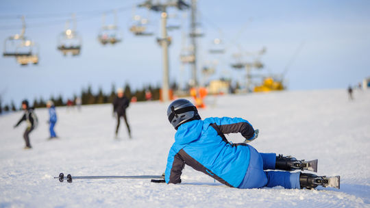 V teréne Derešského kotla sa vážne zranil 37-ročný lyžiar
