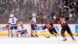 Halák trikrát inkasoval v súboji s Pánikom, sezónna premiéra Jurča 