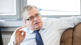 Štátny tajomník Švejna rozhneval svojho ministra