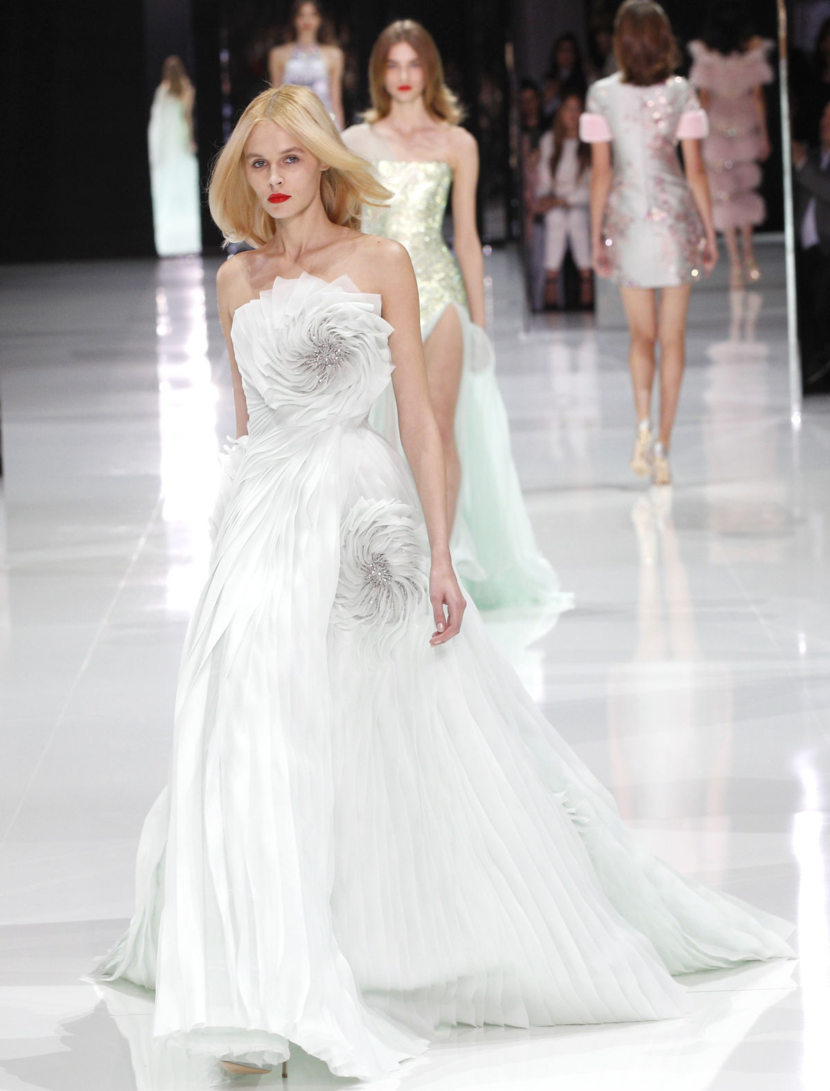 Modelka na prehliadke Ralph &amp; Russo...