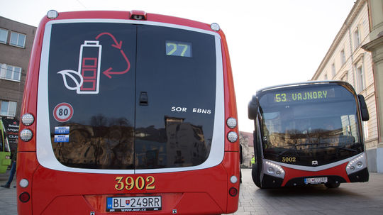 Predstavenie prvých elektrobusov pri...