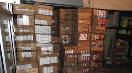 Colníci odhalili státisíce pašovaných cigariet