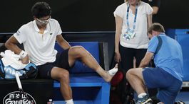 Kórejská senzácia nezmarila Federerovi postup do finále. Zastavilo ju zranenie