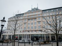 hotel carlton,