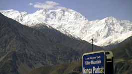 Horolezci uviazli na himalájskom štíte. Poľská vláda organizuje ich záchranu