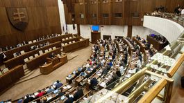 Bariéra pre strany bez členov 