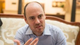 Britský historik Keith Lowe: Treba pochopiť tých druhých a dokázať im odpustiť