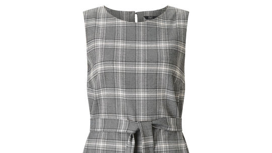 Károvaný dámsky top F&F, info o cene v predaji. 