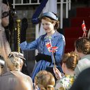 the crown, crown, claire foy,