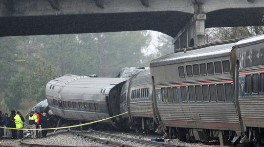 Príčina nehody v USA je známa, vlak bol na nesprávnej koľaji