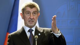 Český premiér Andrej Babiš opäť pohrozil predčasnými voľbami