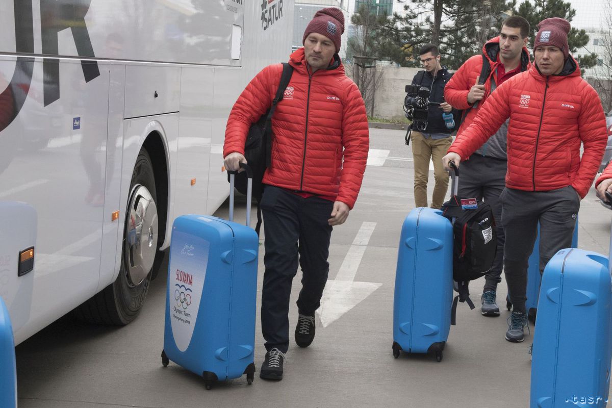 Asistent trénera Vladimír Országh a útočník...