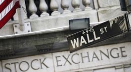 Trhy vetria blížiacu sa recesiu, varuje ich výnosová krivka dlhopisov