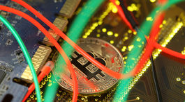 Bitcoin takmer nikto nepoužíva. Majitelia 'škrečkujú' alebo špekulujú