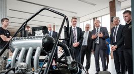 Zbavíme sa označenia montážna dielňa EÚ?