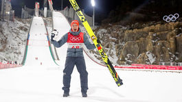 VIDEO: Skoky sú preňho veľkou zábavou. Zlatého chlapca zocelil strašidelný pád