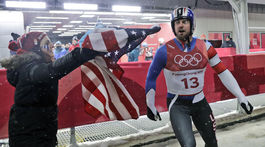 Sánkari prekonali i rusko-americkú rivalitu. Mazderov príbeh dojíma svet