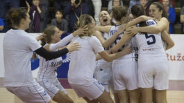 Basketbalistky sú bližšie k ME. Bosnu zlomili po trojnásobnom predĺžení