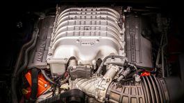 Jeep Grand Cherokee Trackhawk: Brutálne SUV má blamáž. Hrozí mu požiar