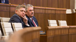 Riziká dôchodkového stropu sú podľa ministra práce strašením