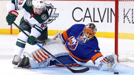 Bojujú o účasť v play off. Halák nezabránil prehre Islanders s Minnesotou 