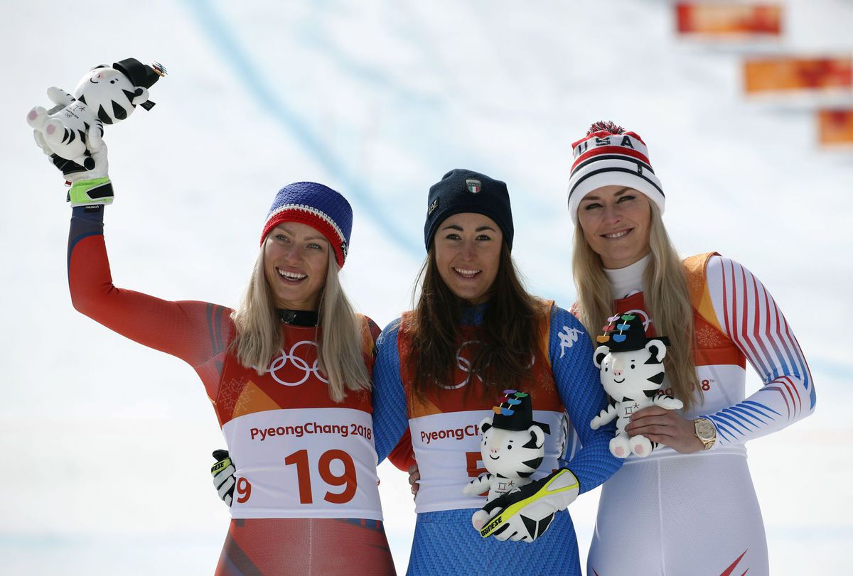 Talianka Sogia Goggiová oslavuje zlatú medailu...