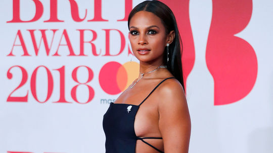 Speváčka a televízna osobnosť Alesha Dixon v...