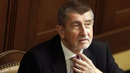 Babiš súhlasil s podmienkou komunistov zdaniť cirkevné reštitúcie