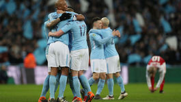 Nezastaviteľní hráči City majú prvú trofej v sezóne. Zdemolovali Arsenal