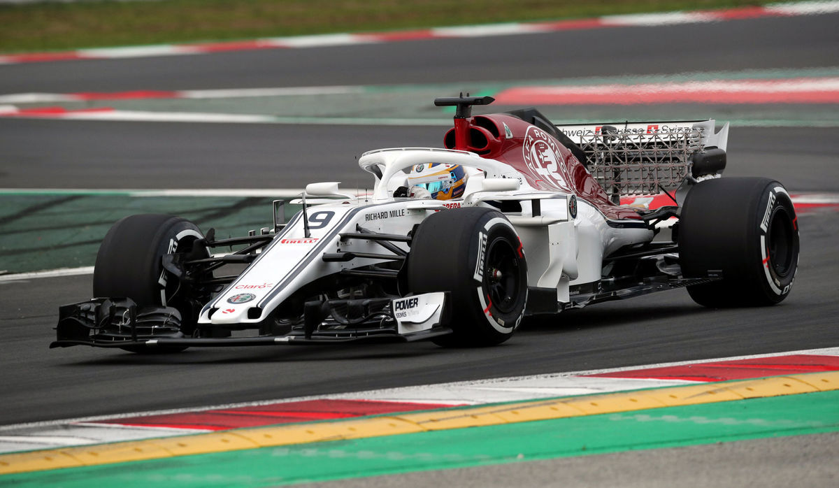 Marcus Ericsson v monoposte Alfa Romeo Sauber...