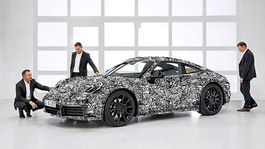 Porsche 911: Nová generácia sa odhaľuje. Atmosféra končí