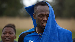 Bolt sa dočkal. Futbal si však nezahrá za United, ale juhoafrického lídra