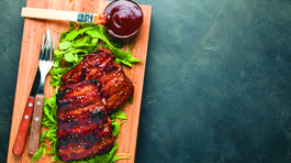 Medové marinády patria k mäsu