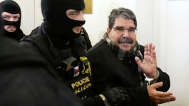 Česi prepustili kurdského lídra, vyhli sa hroziacemu škandálu